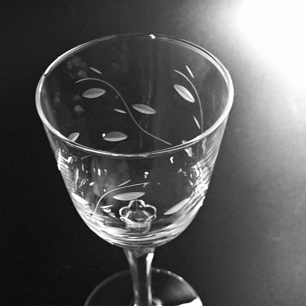 Libbey Windswept Water Wine Glasses 7" botanical leaves 8oz vtg midcentury cockt - Picture 2 of 8
